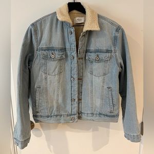 Kan Can Sherpa lined denim jacket never worn